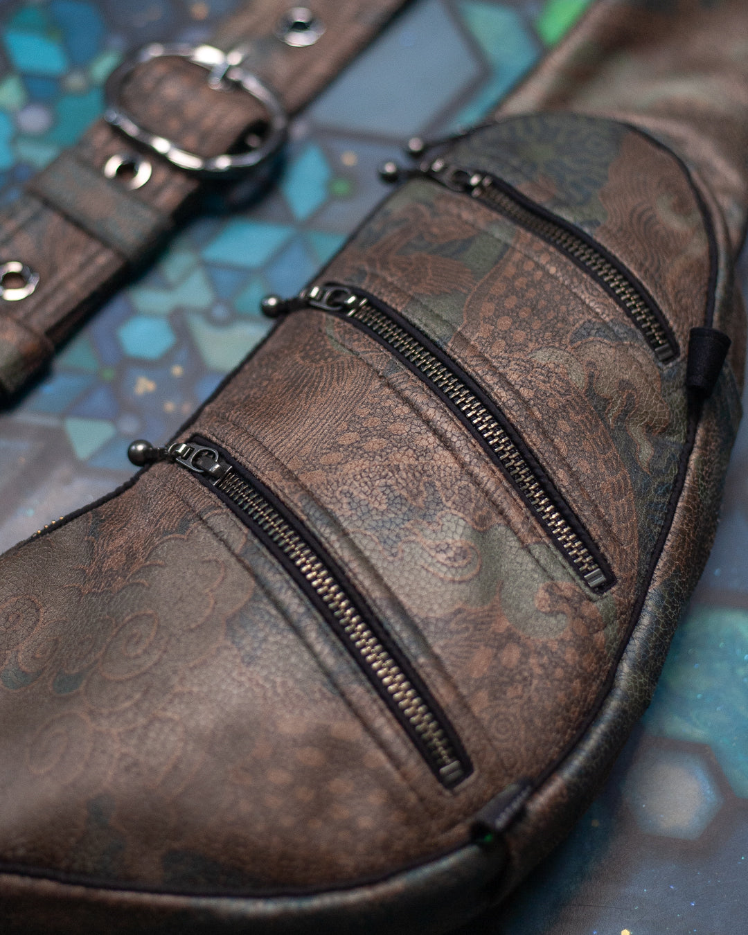 Botta Bag / Fake Leather Buckle - DRAGONS